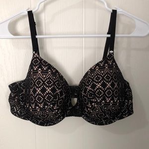 Victoria’s Secret 38C